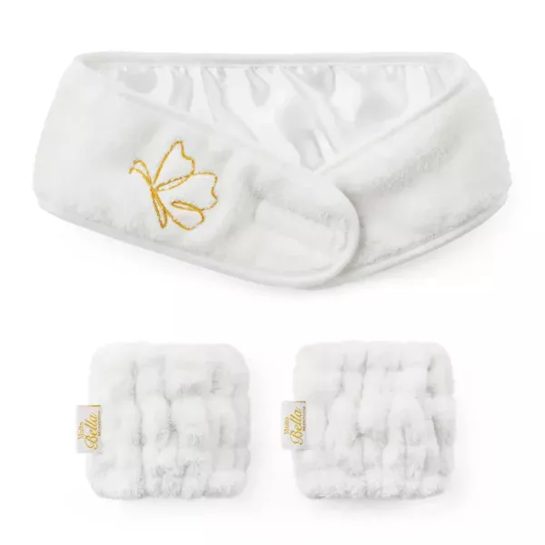 Molto Bella spa soaker set on a clean white background.