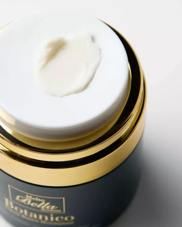 Lifestyle shot showcasing Molto Bella moisturiser for glowing, radiant skin.